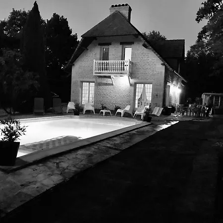 De Charme Domaine Prive Avec Piscine Privee * Touques